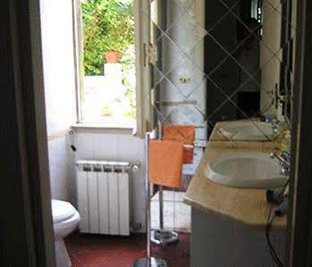 Garden Flat By Vatican Walls Pensión 3*